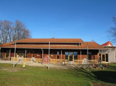 Gartensicht der Kindergrippe Schatzkiste in Bleibach